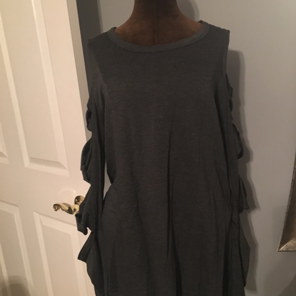 💫Only available in charcoal gray must have top - Picture 6 of 7
